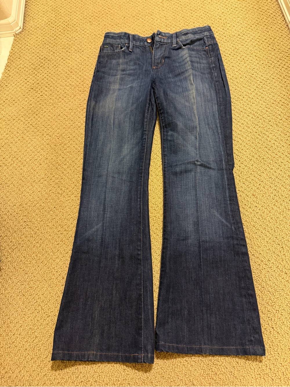 Joe’s Boot Cut Denim Jeans Pants Zipper Enclosure (Women’s Waist 26)